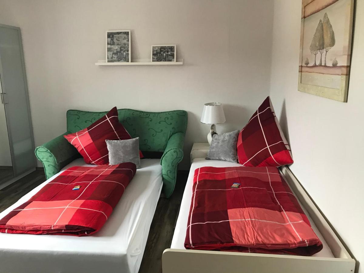 Ferien-/Monteurwohnung Am Ring Steinau an der Straße エクステリア 写真